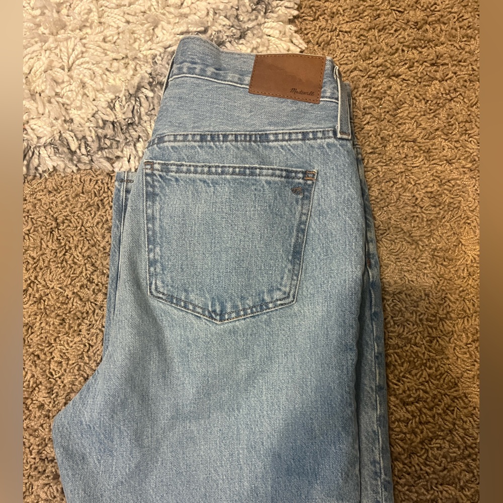 Madewell “The Perfect Vintage Straight Jean” Size 27